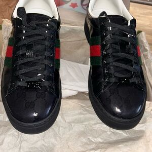Men Gucci Ace sneakers